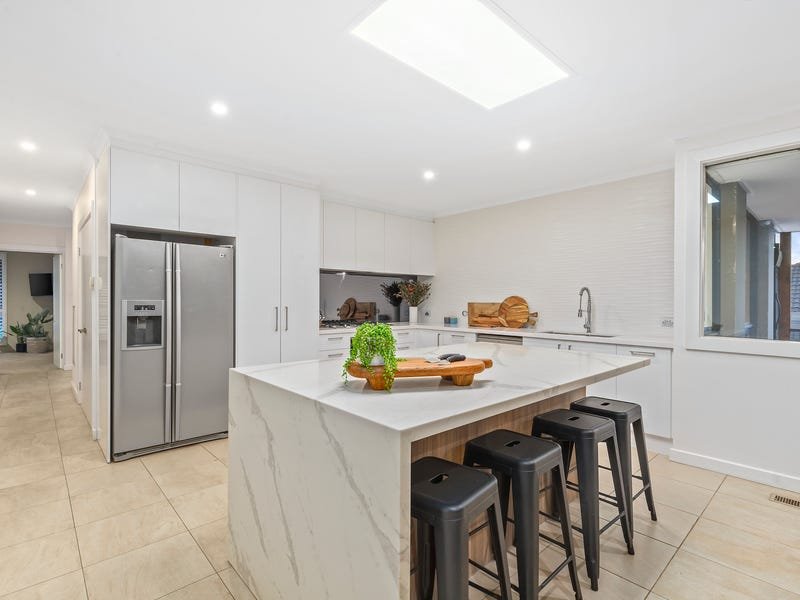Property Gallery Thumbnail 3