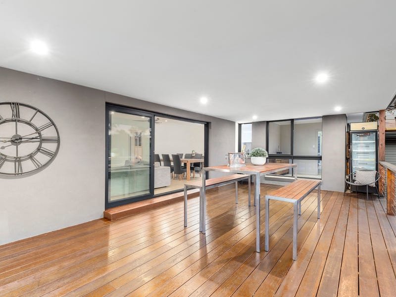 Property Gallery Thumbnail 6