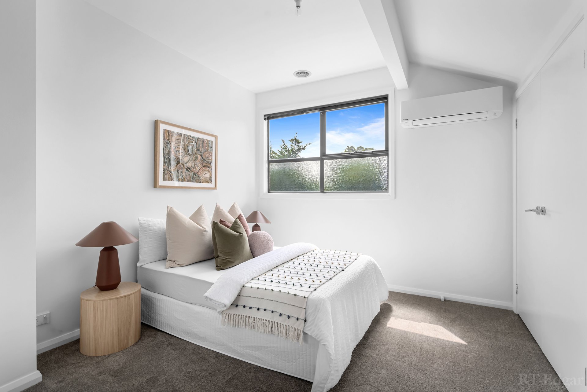 Property Gallery Thumbnail 4