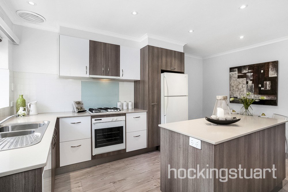 6/41 Zetland Road, Mont Albert image 2