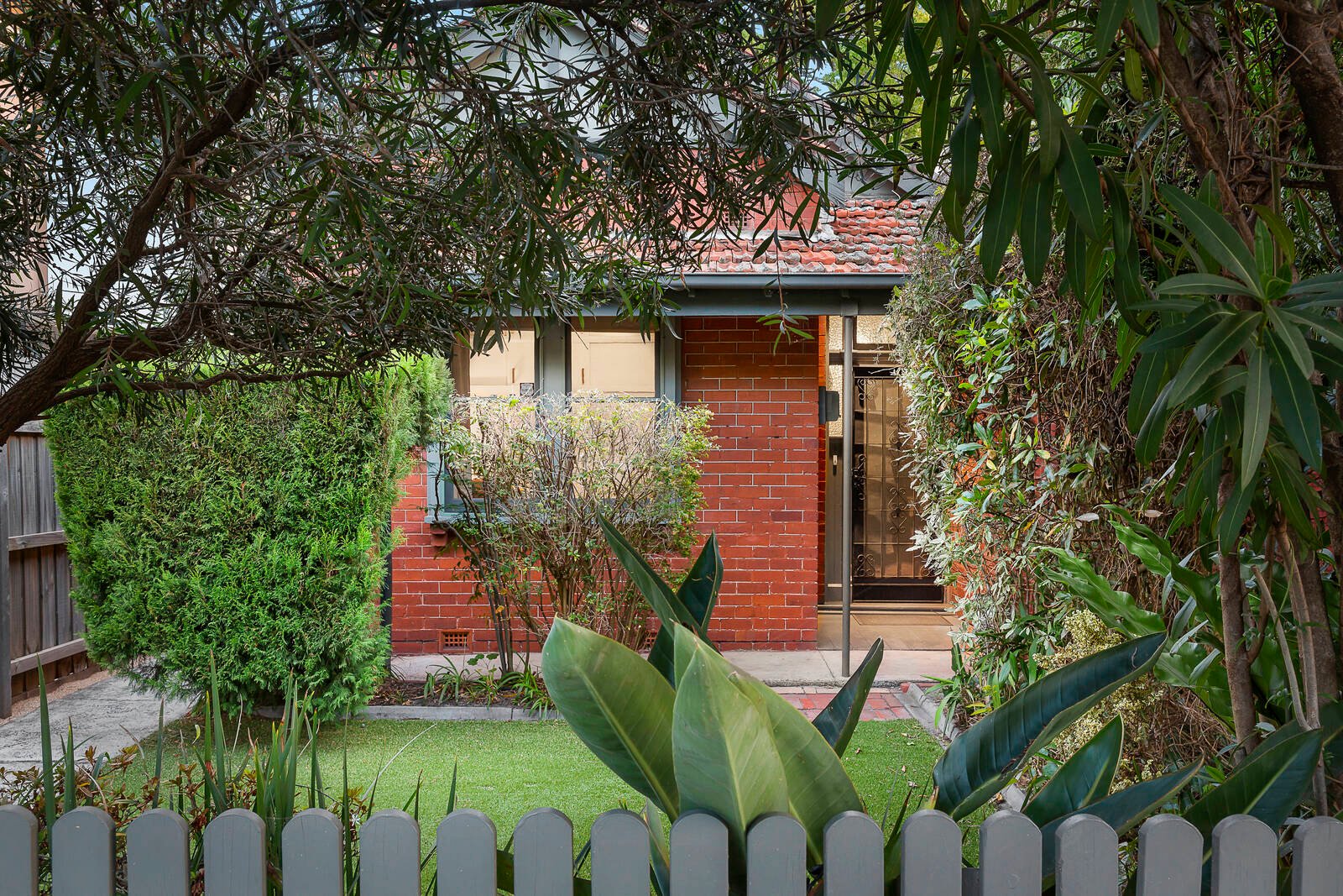 Property Gallery Thumbnail 3