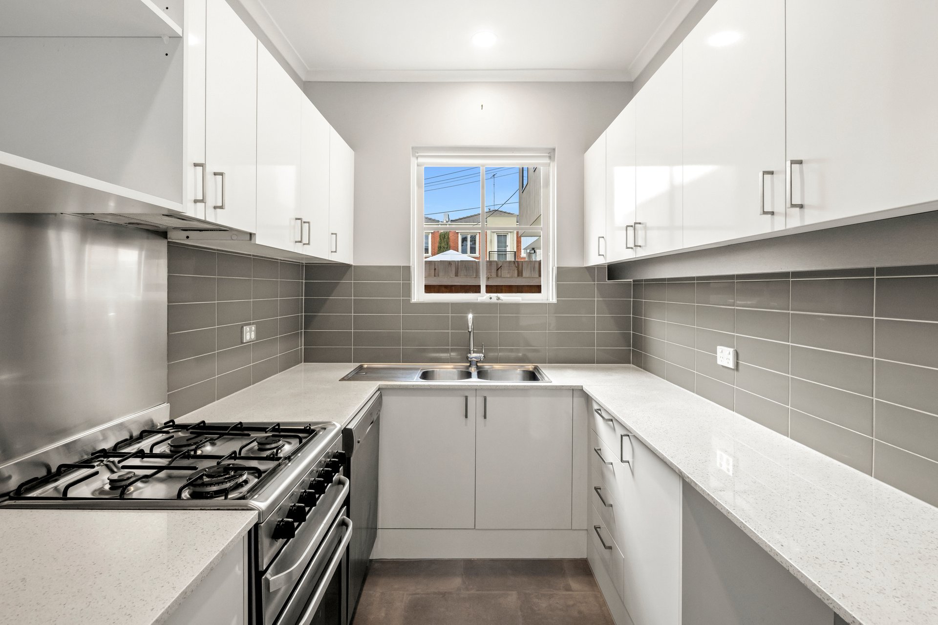 Property Gallery Thumbnail 4