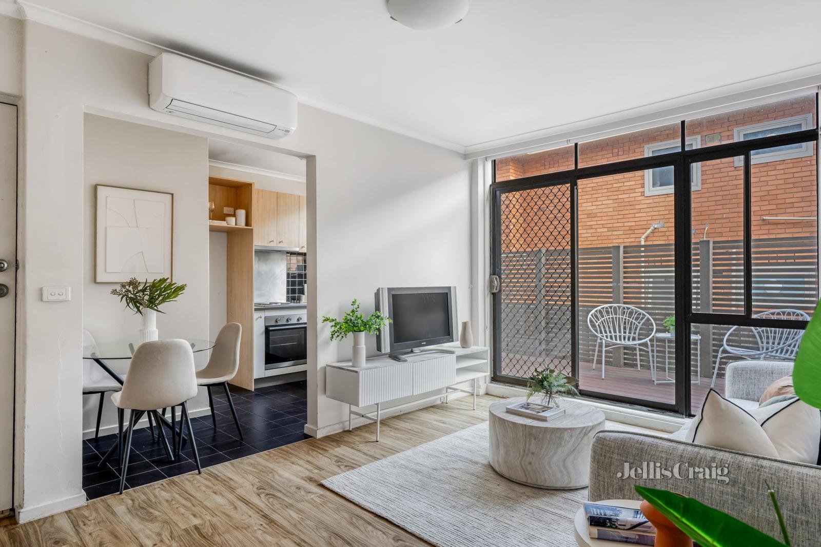 6/444 Albion Street, Brunswick West image 3