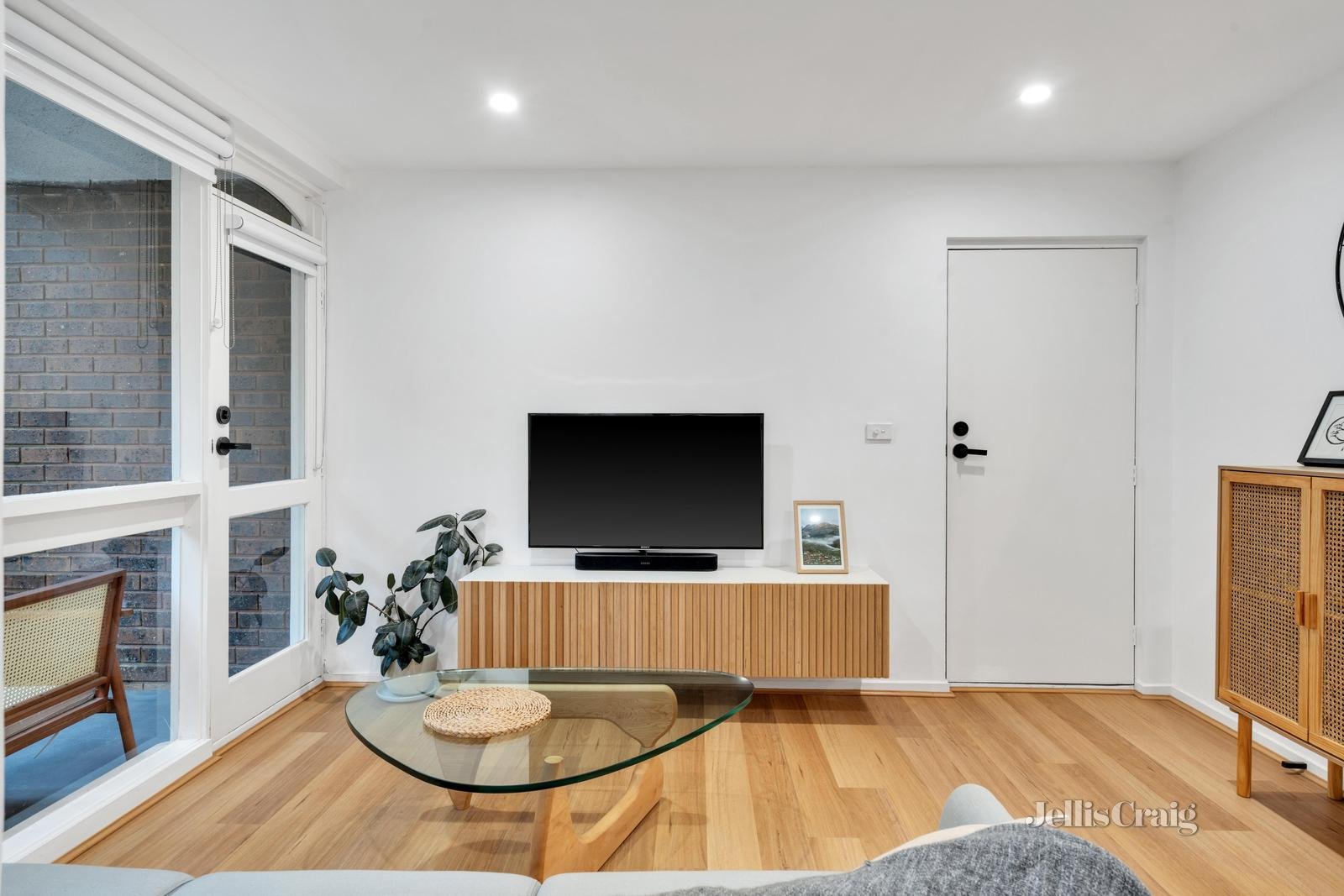 6/447 Brunswick Road, Brunswick West image 3