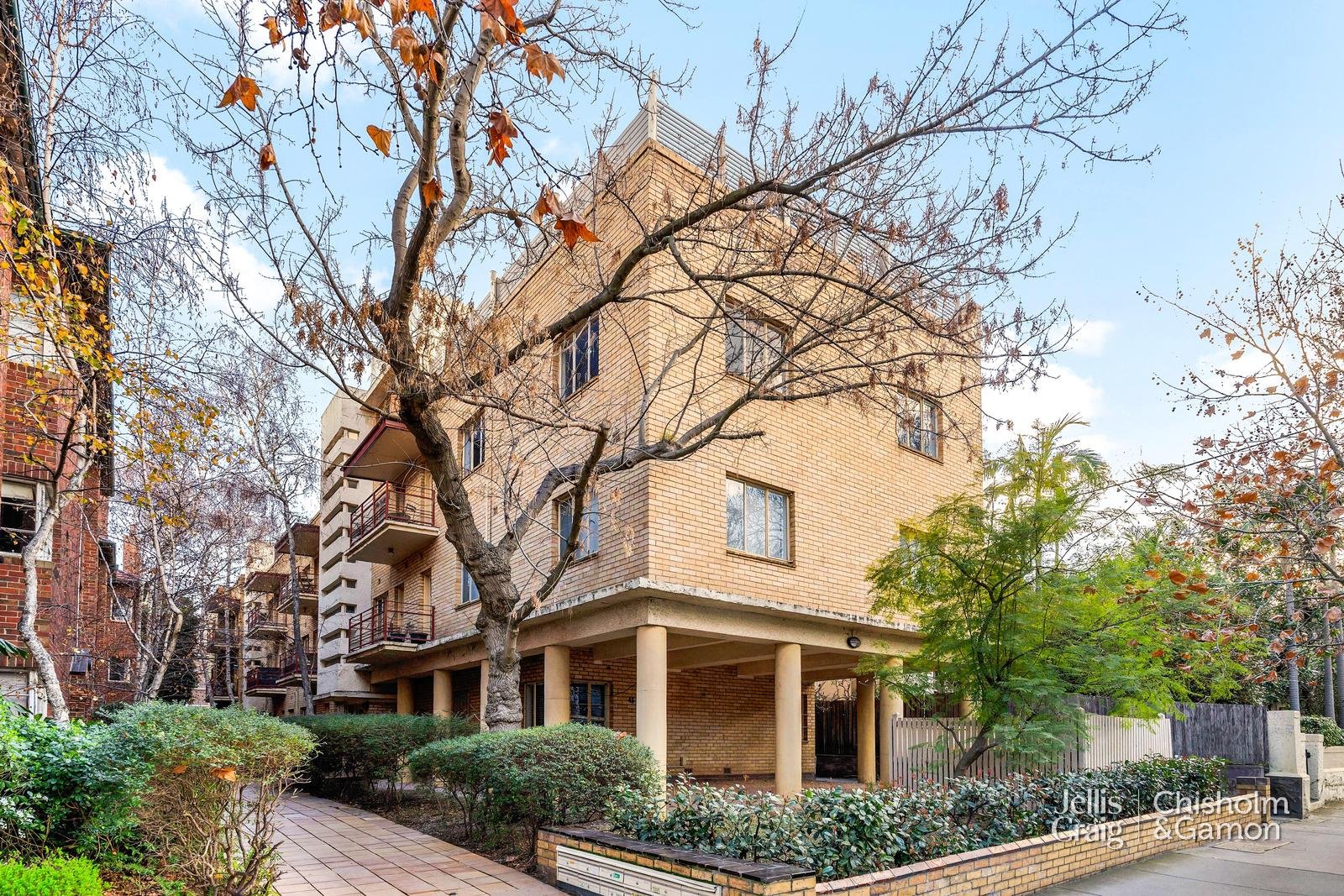 6/45 Acland Street, St Kilda image 10