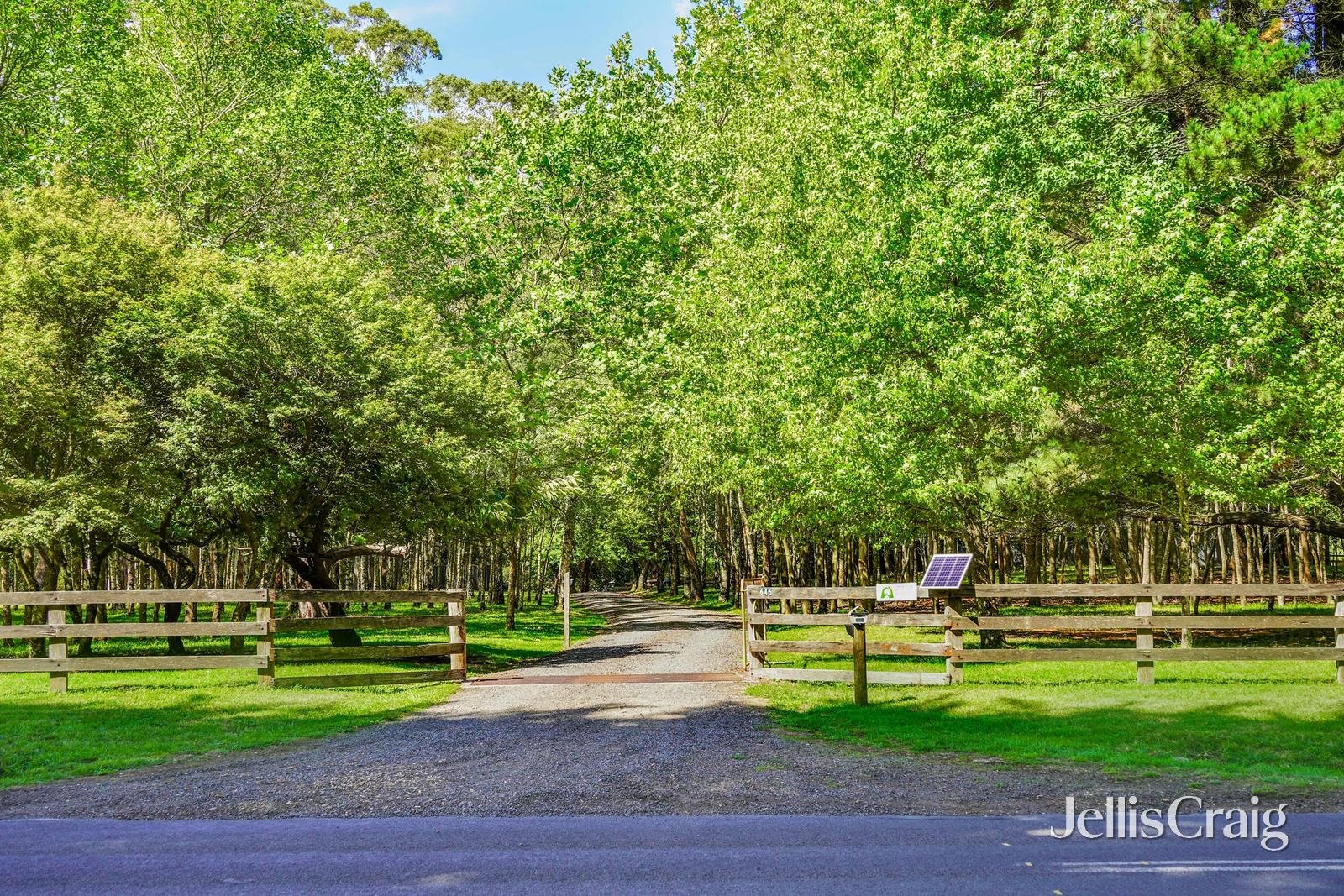 645 Blackwood Road, Trentham image 3