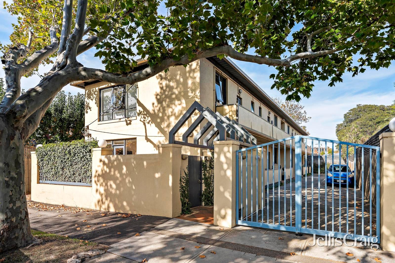 6/45 Foam Street, Elwood image 2