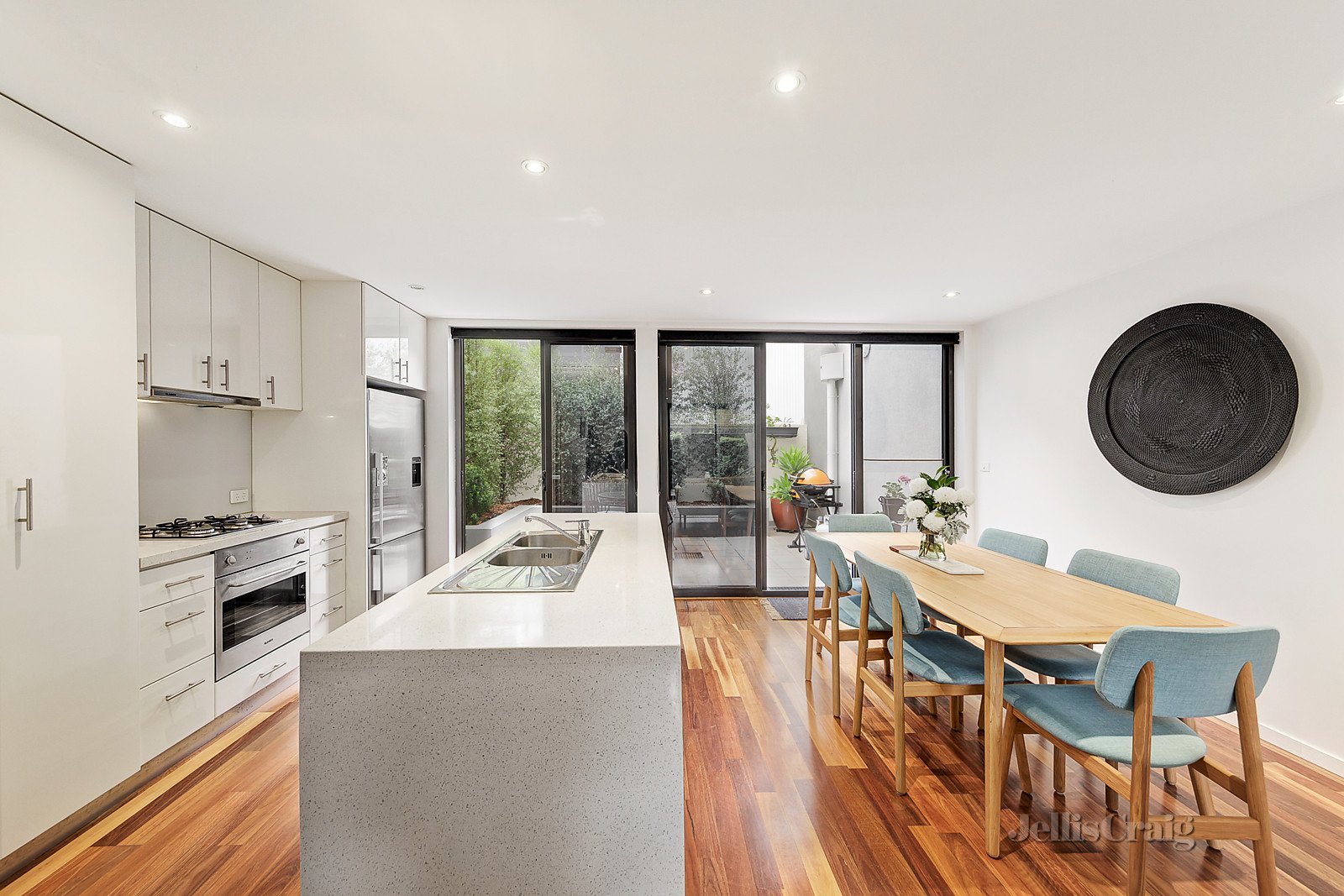 6/45 Grenville Street, Hampton image 3