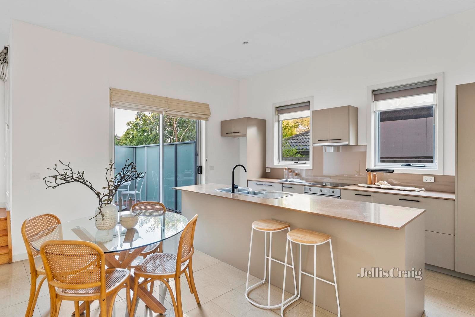 6/45 Sherbourne Road, Montmorency image 6