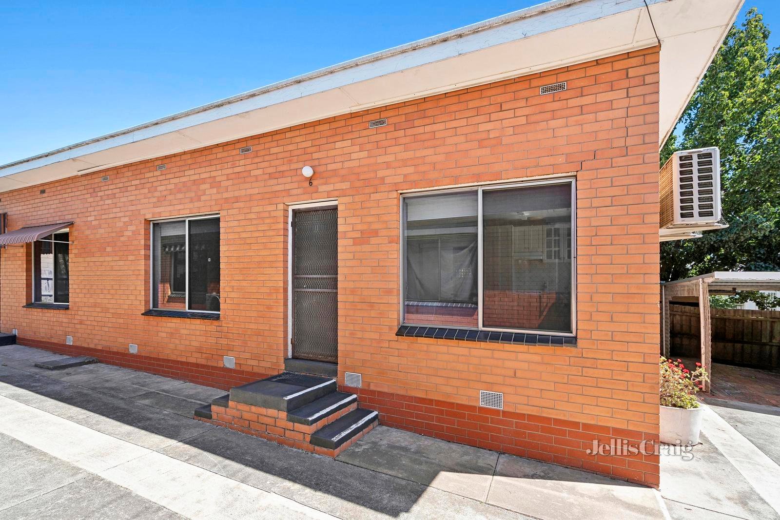 6/450 Ryrie Street, East Geelong image 2