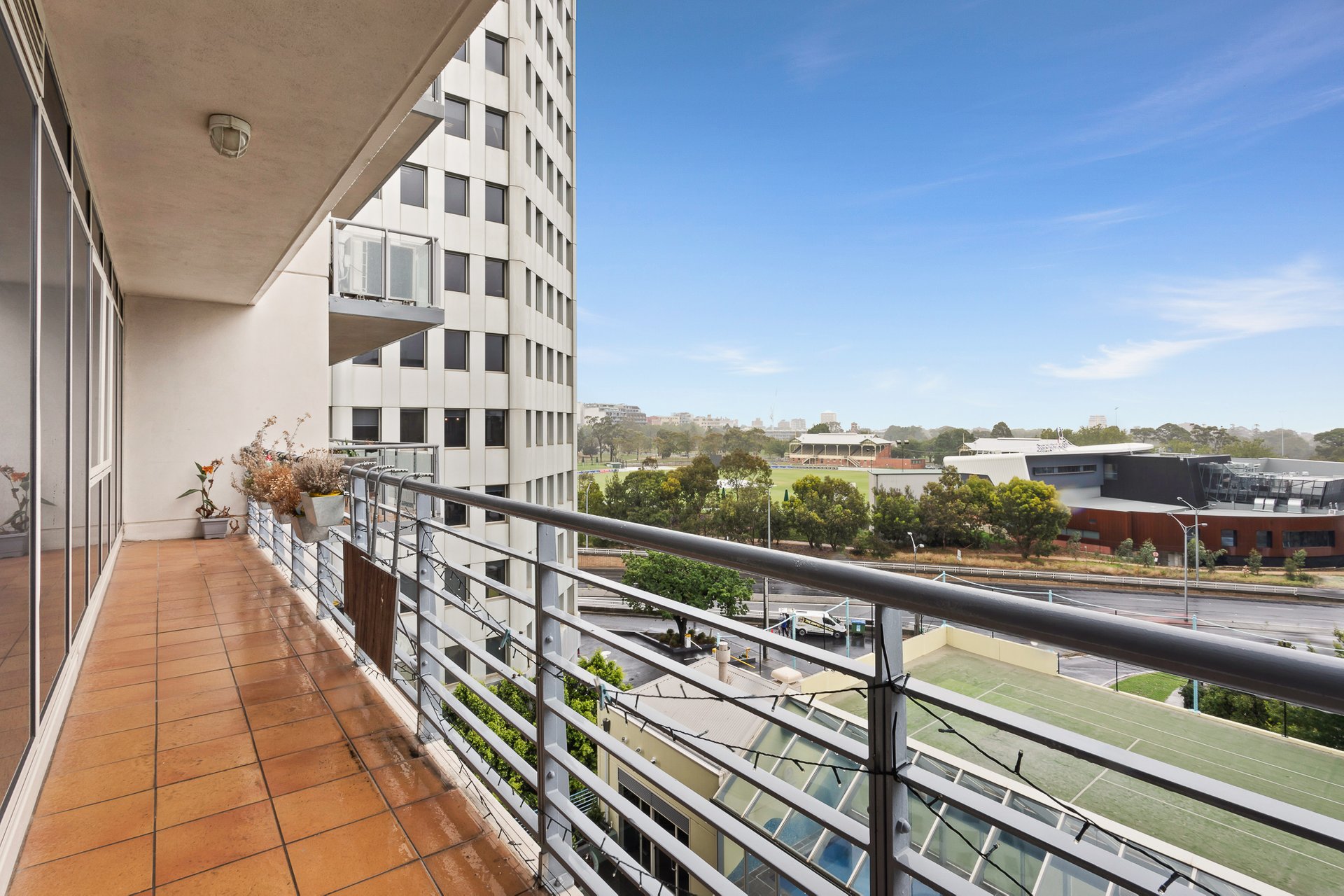 Property Gallery Thumbnail 8
