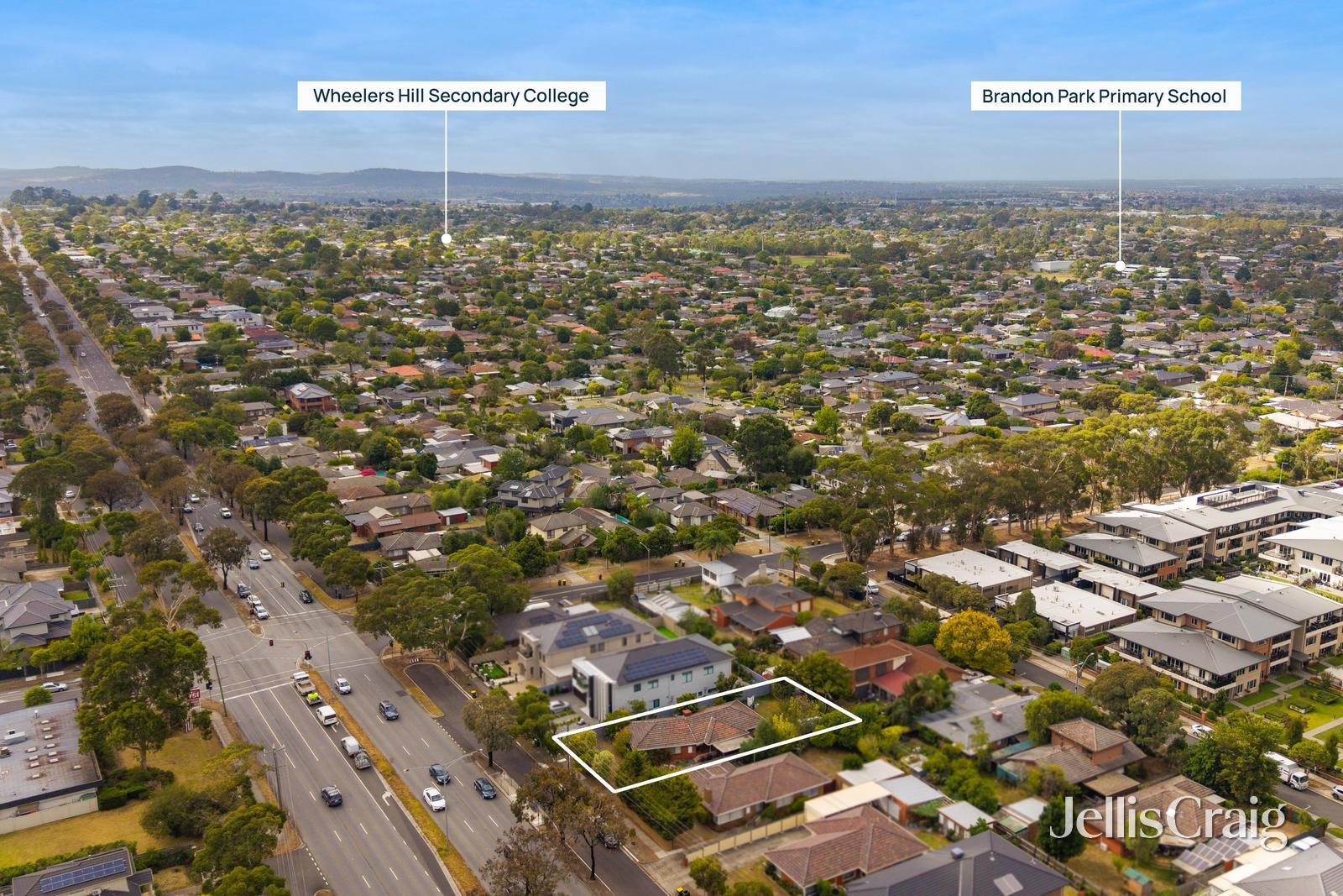 648 Ferntree Gully Road, Wheelers&nbsp;Hill image 5