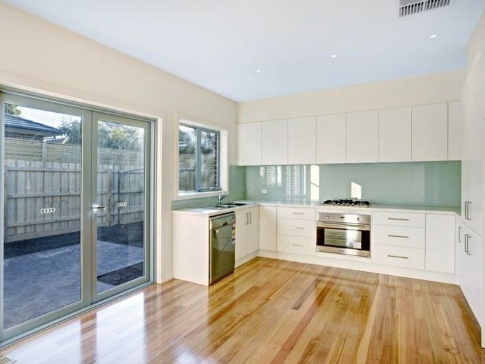 64A Renshaw Street, Doncaster East image 3