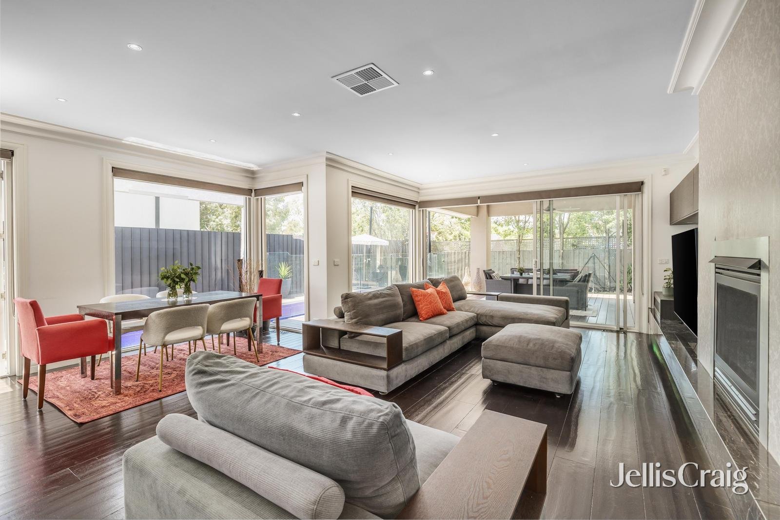 64A Rostrevor Parade, Mont Albert North image 4