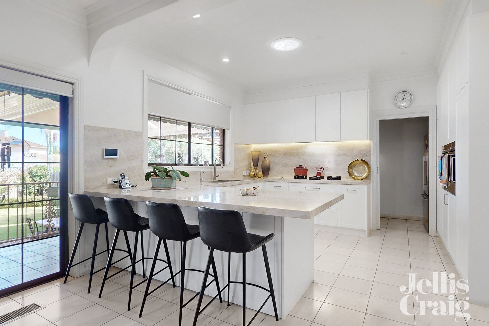 65 Brewster Street, Essendon image 2