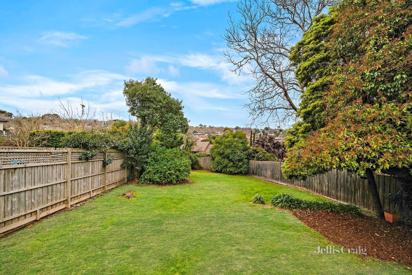 65 Broughton Road, Surrey Hills image 9