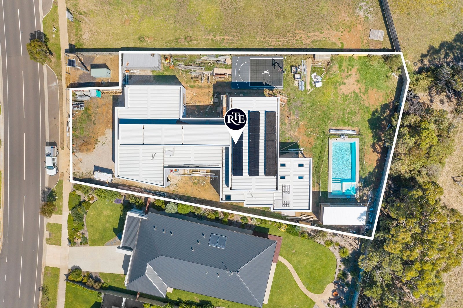 Property Gallery Thumbnail 10