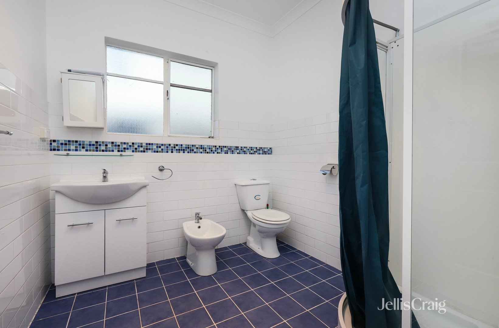 65 Charlotte Street, Newport image 11