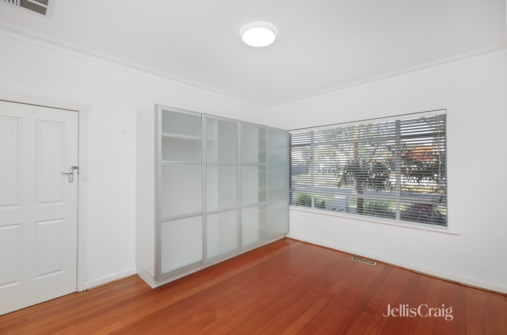 65 Charlotte Street, Newport image 6