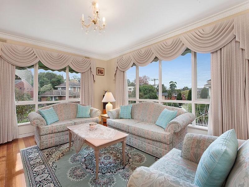 65 Clifton Street, Balwyn North image 2
