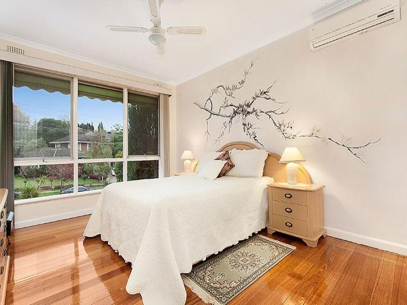 65 Clifton Street, Balwyn North image 7