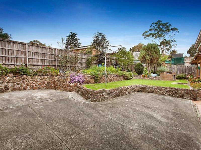 65 Clifton Street, Balwyn North image 10