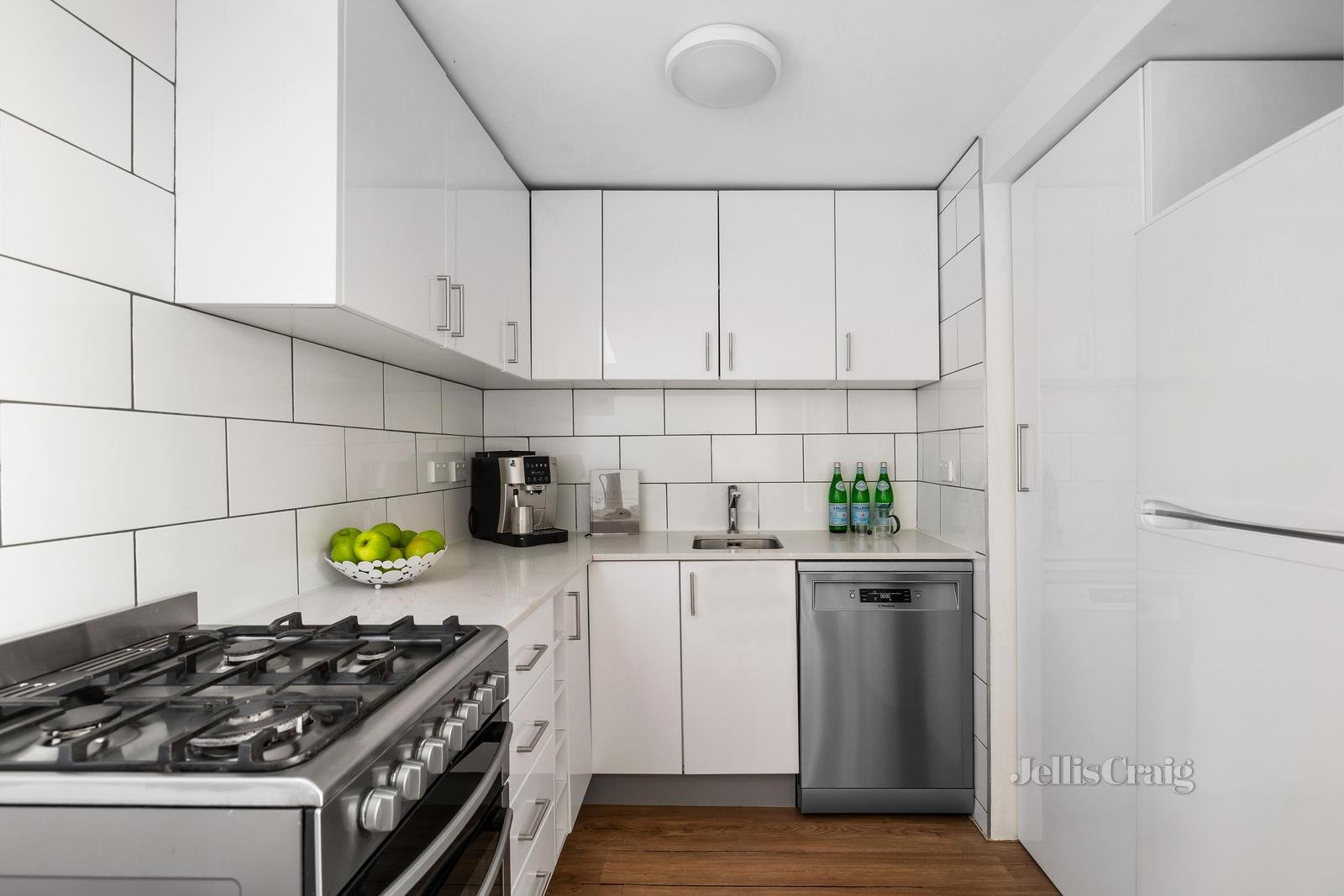 65 Cobden Street, South Melbourne image 4