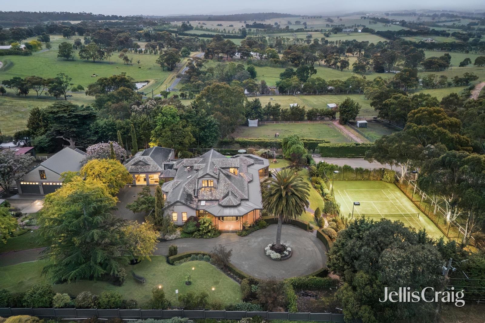 65 Daisy Hill Road, Doreen image 1
