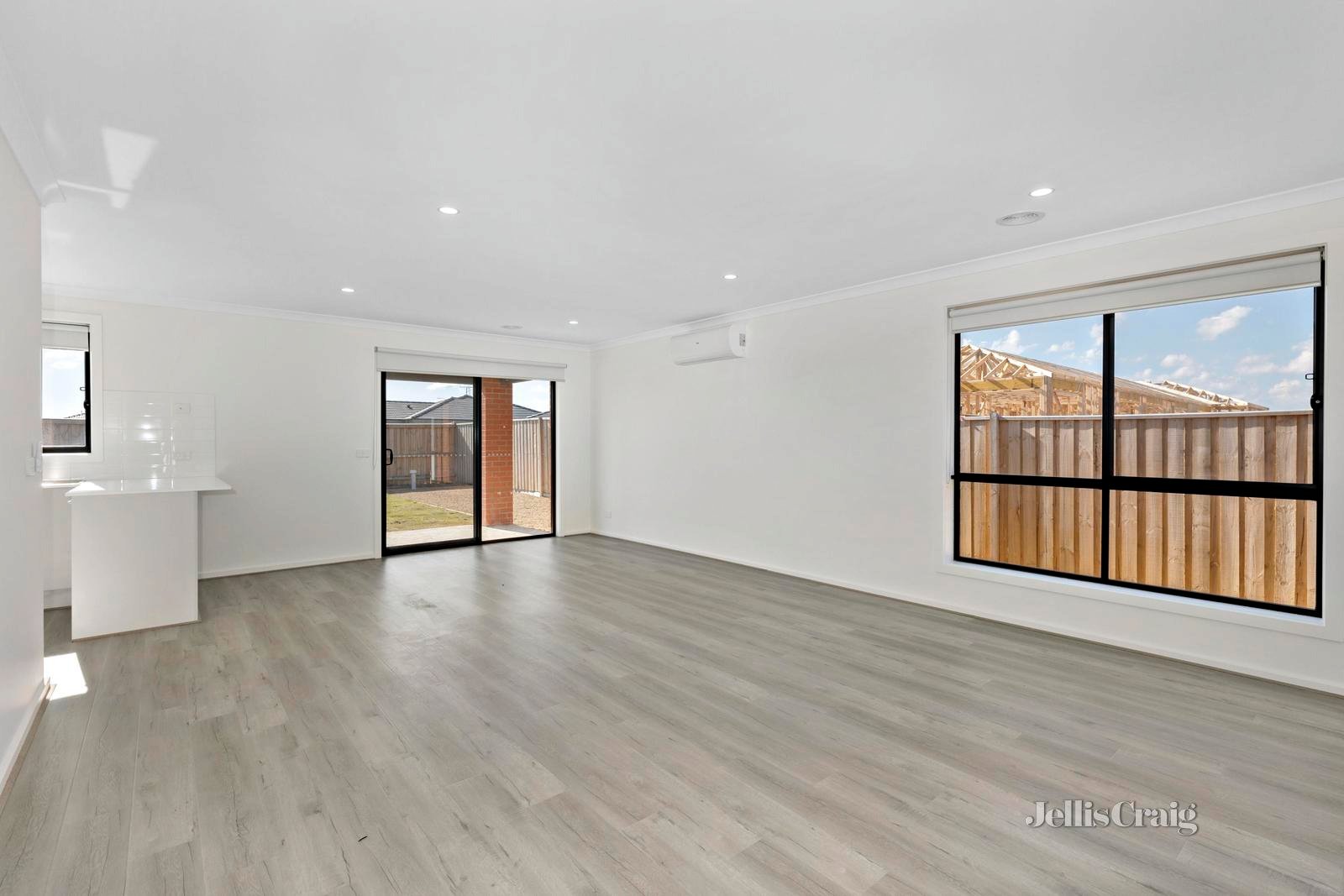 65 Dove Avenue, Winter Valley image 4