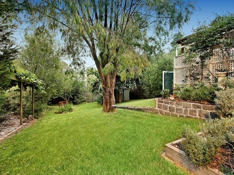 65 Durham Road, Surrey Hills image 8