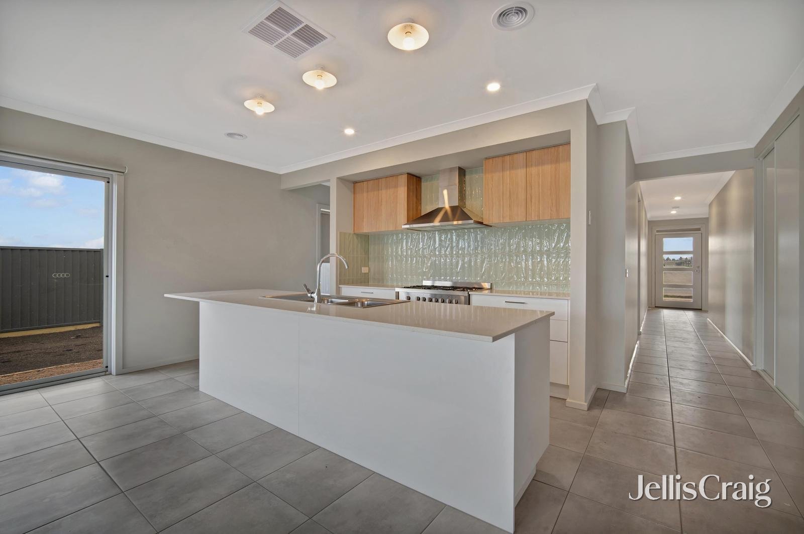 65 Fawcett Road, Lucas image 2