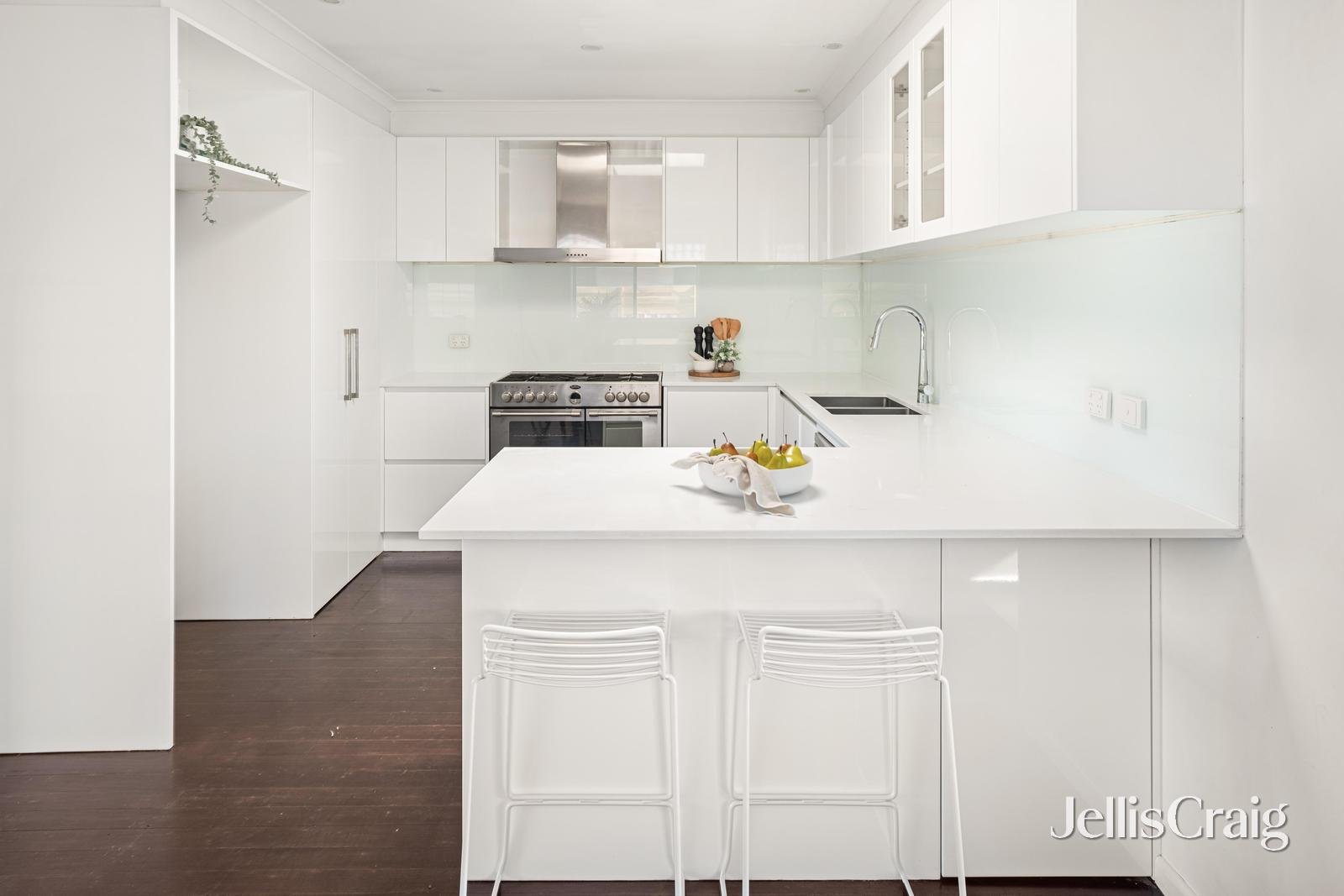 65 Herald Street, Cheltenham image 3