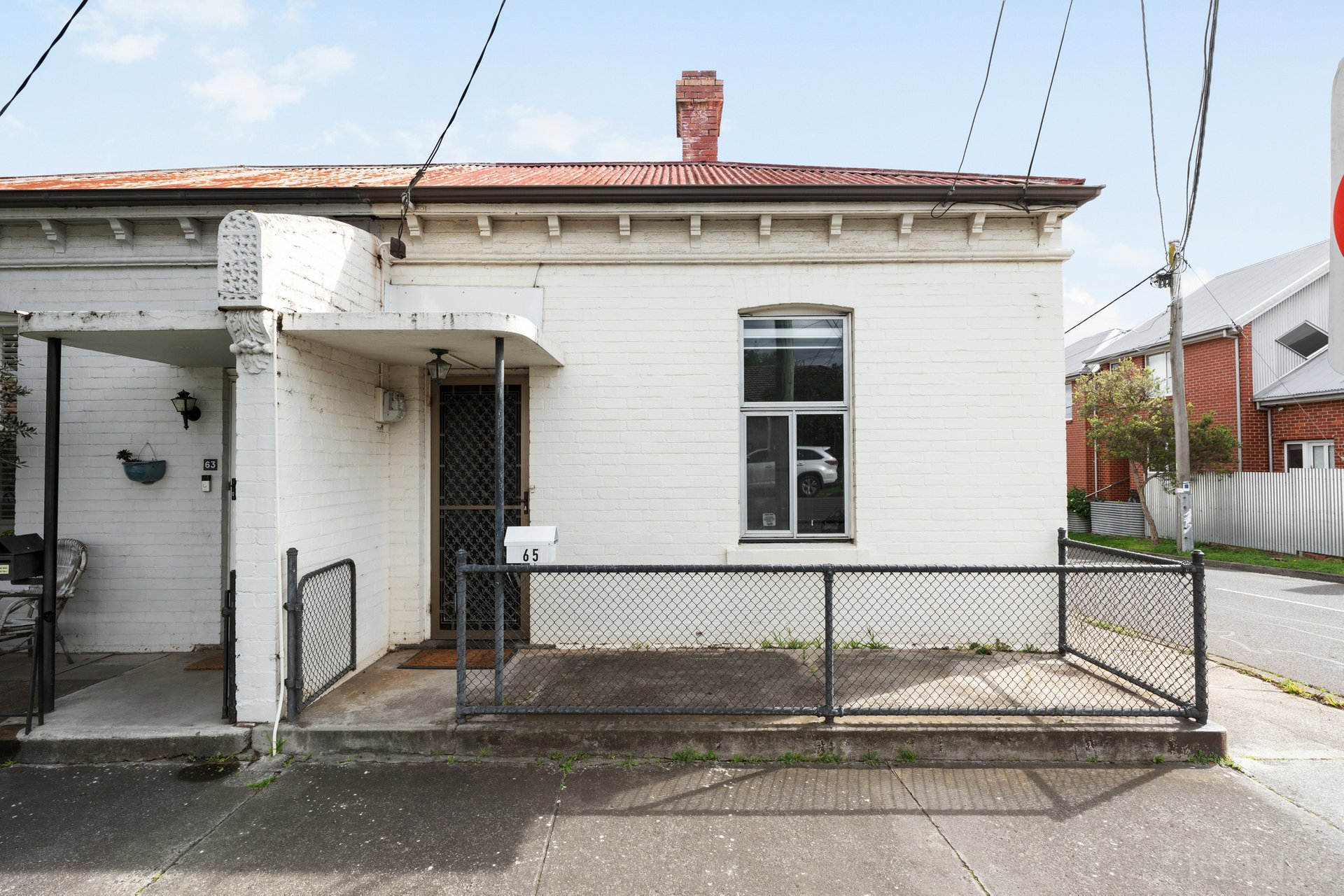 Property Gallery Thumbnail 2