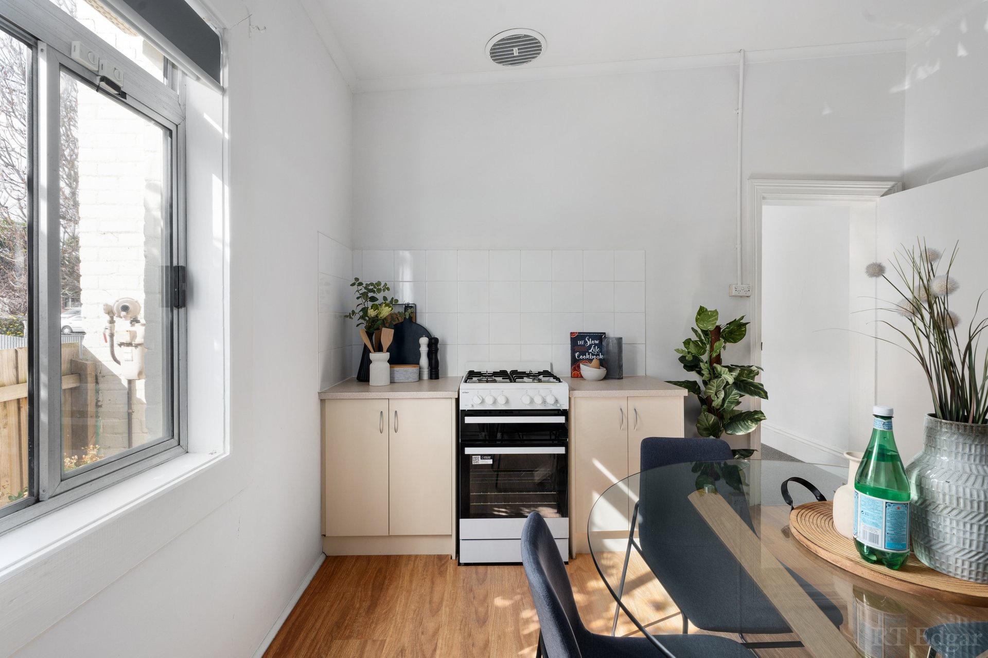 Property Gallery Thumbnail 10