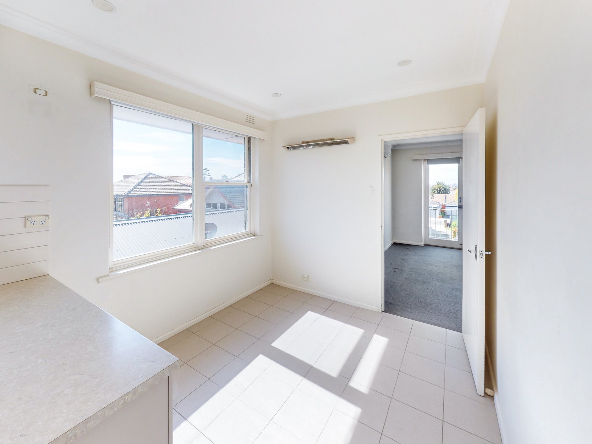 6/5 Kalimna Street, Essendon image 2