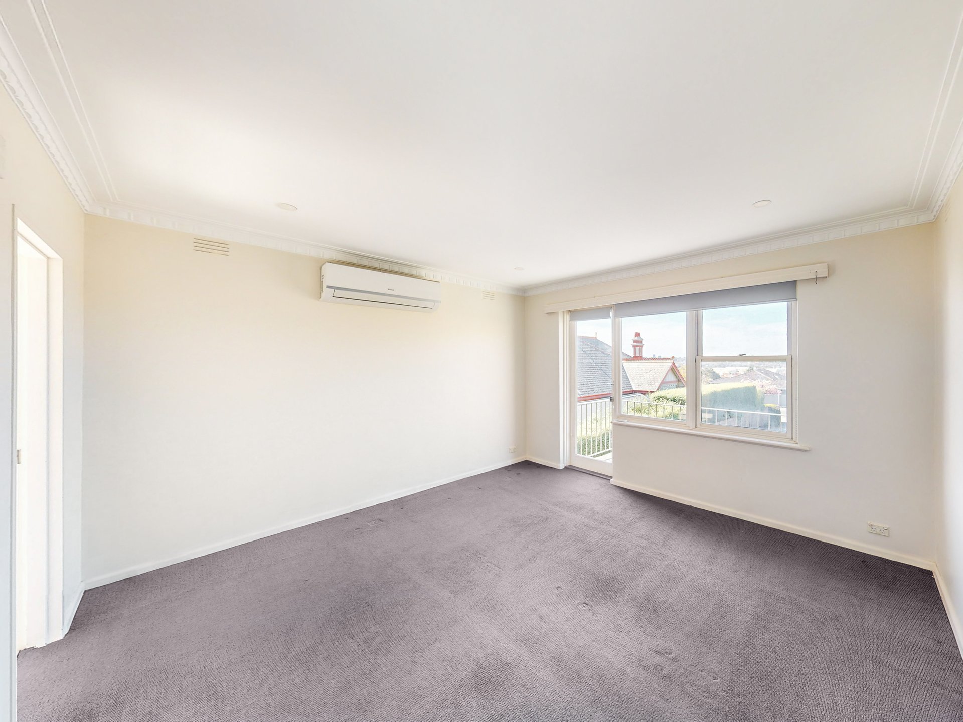 6/5 Kalimna Street, Essendon image 3