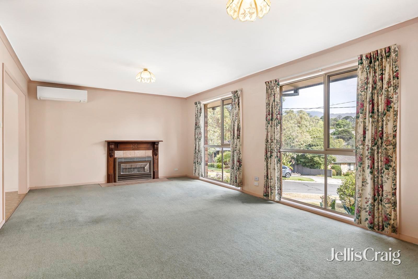 65 Kipling Avenue, Mooroolbark image 3