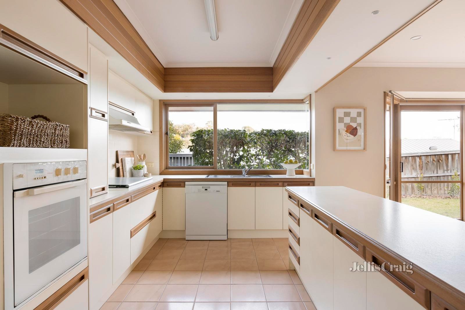 65 Maroong Drive, Research image 9