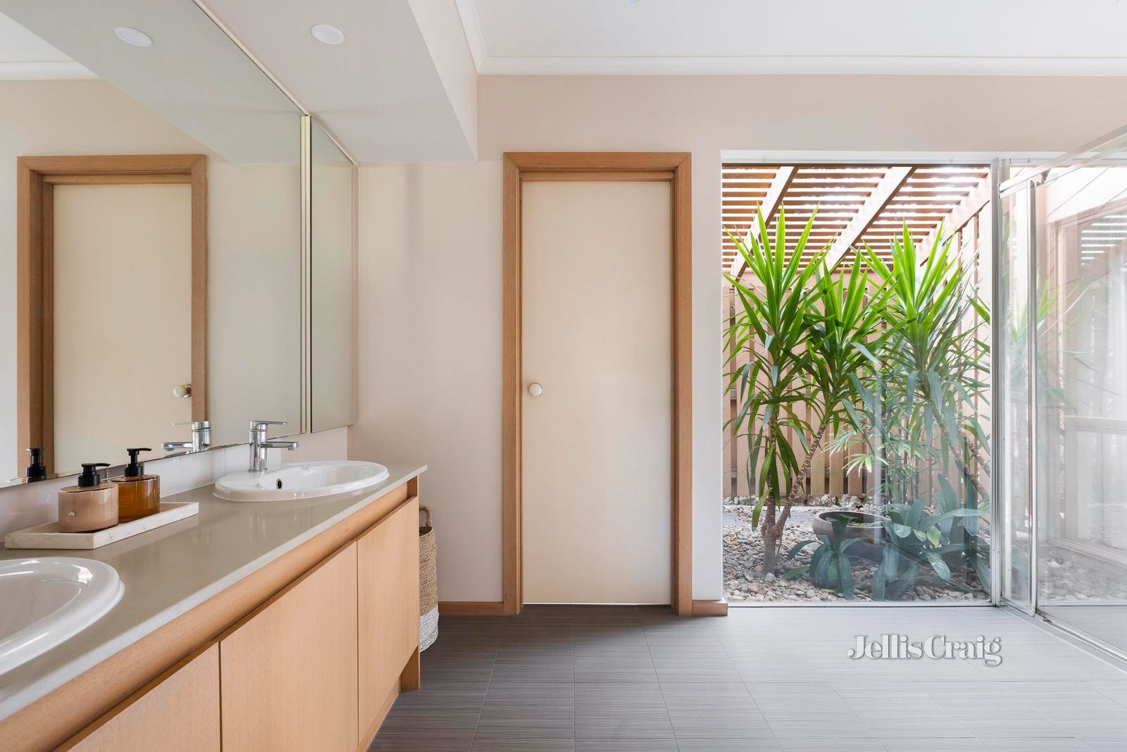 65 Maroong Drive, Research image 12