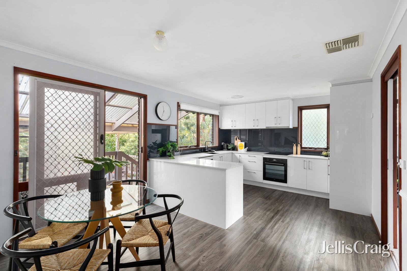 65 Milborne Crescent, Eltham image 10