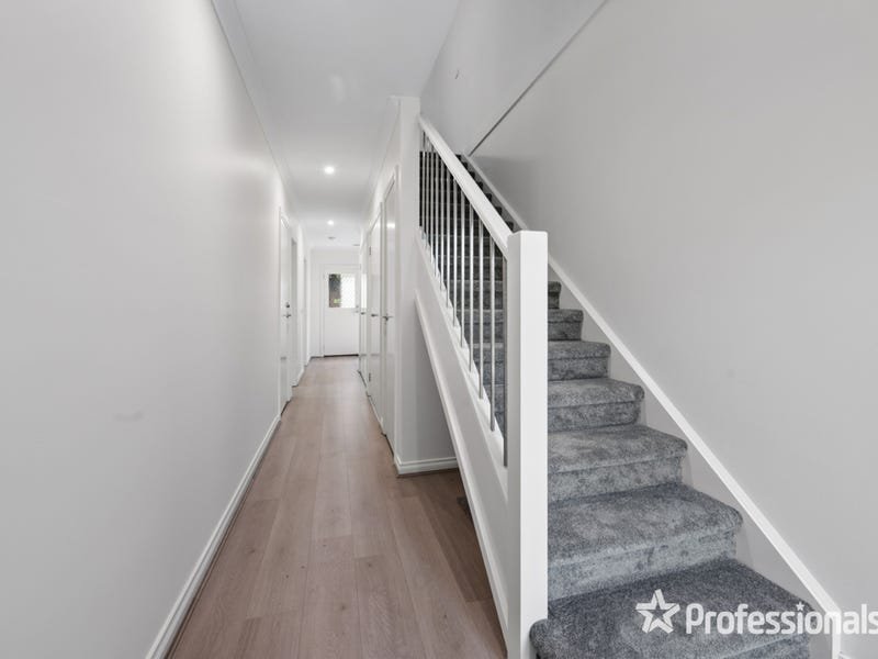 6/5 Narcissus Avenue, Boronia image 4