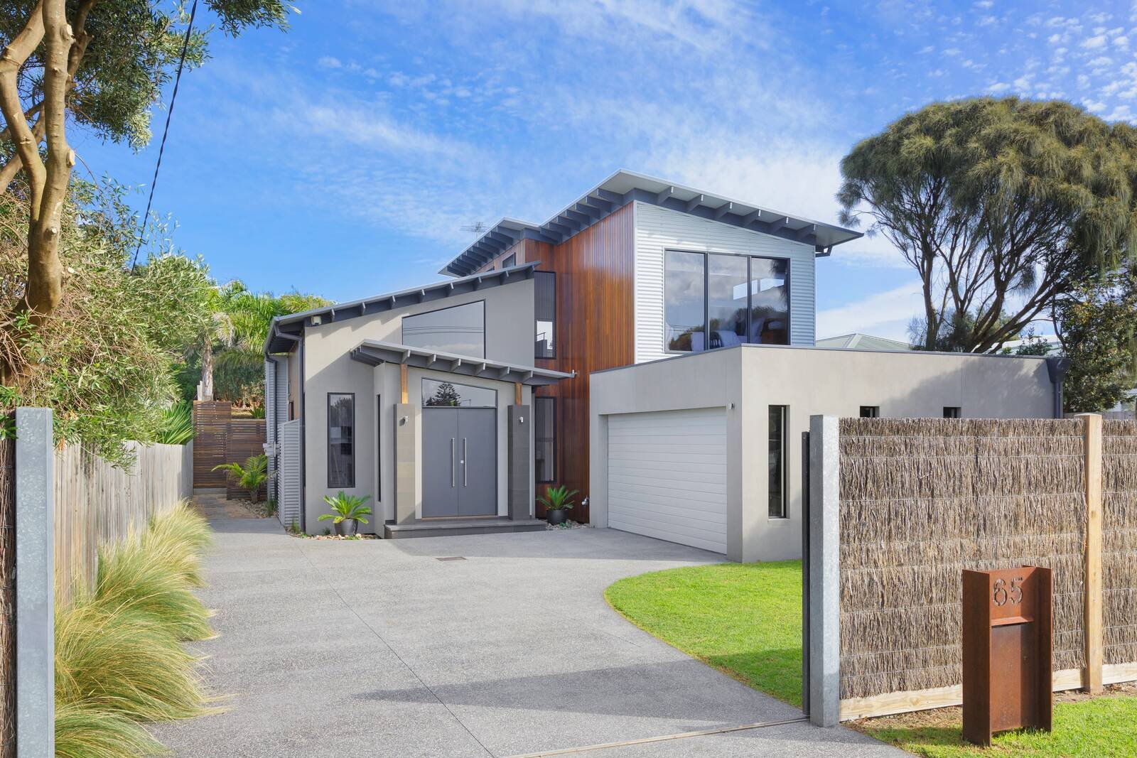 Property Gallery - Main Image