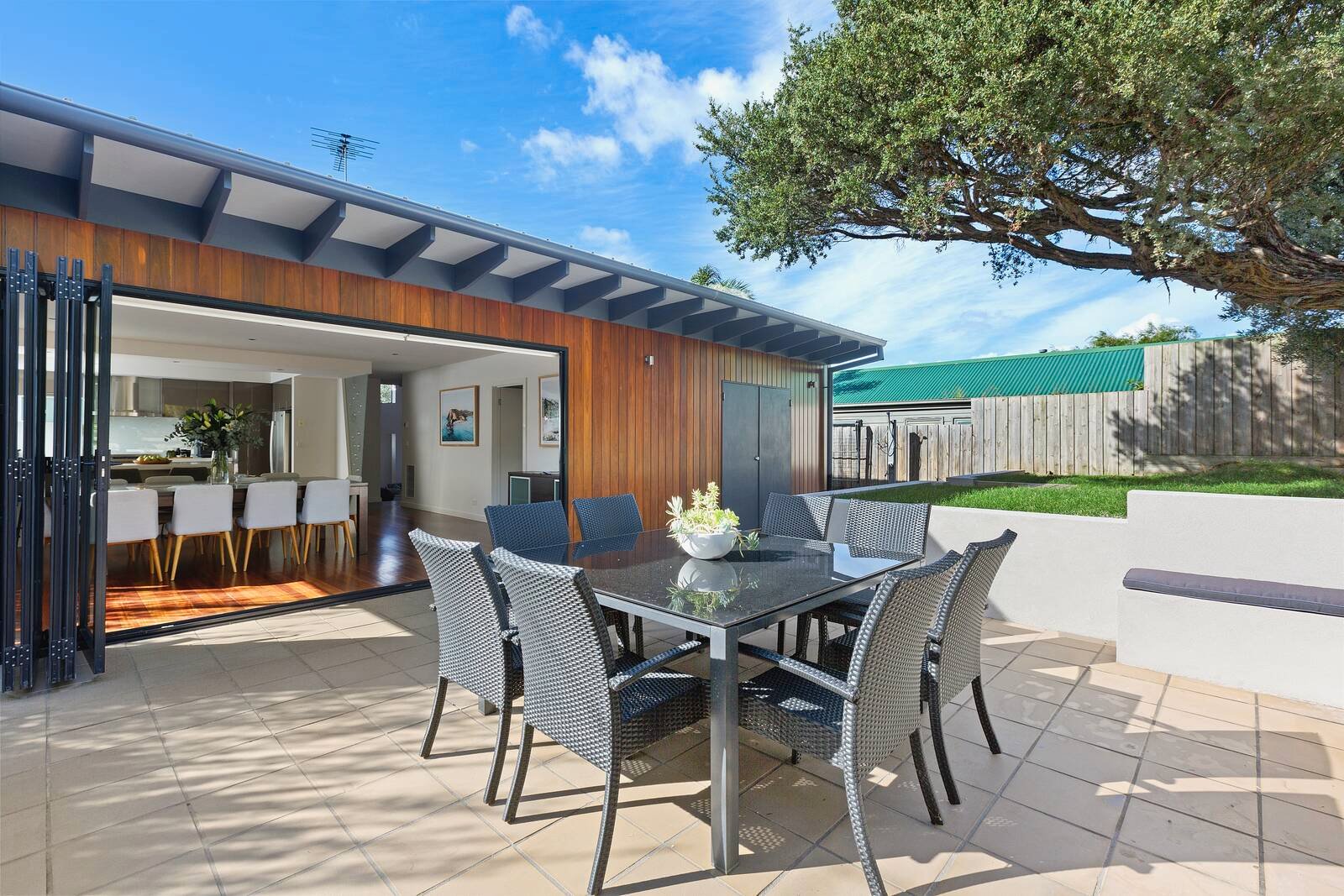 Property Gallery Thumbnail 16