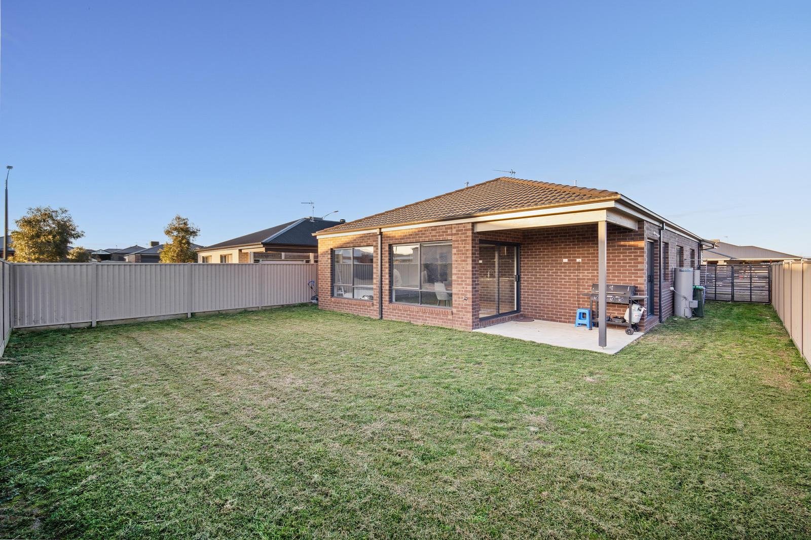 65 Royal York Road, Winter Valley image 14