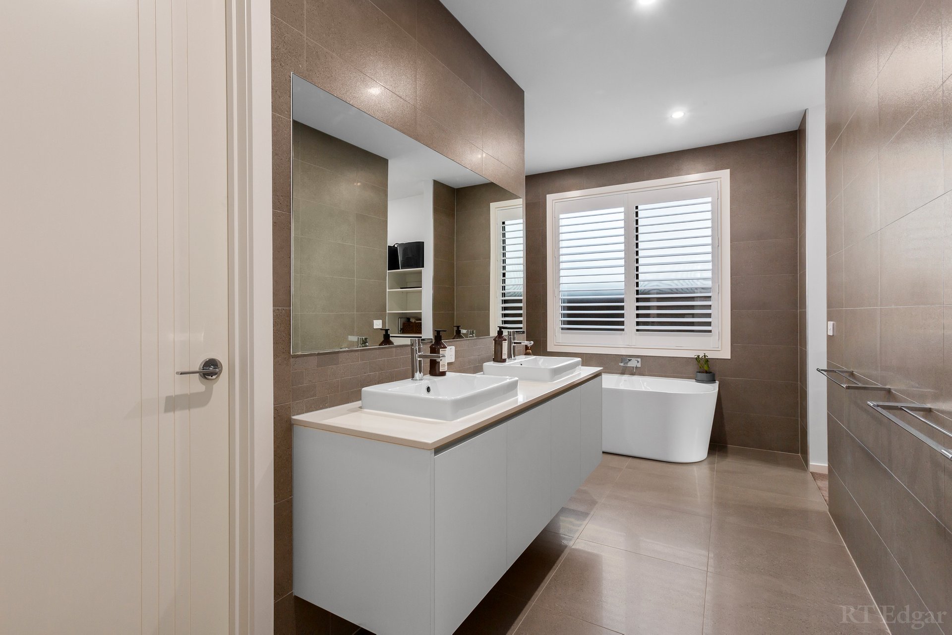 Property Gallery Thumbnail 20