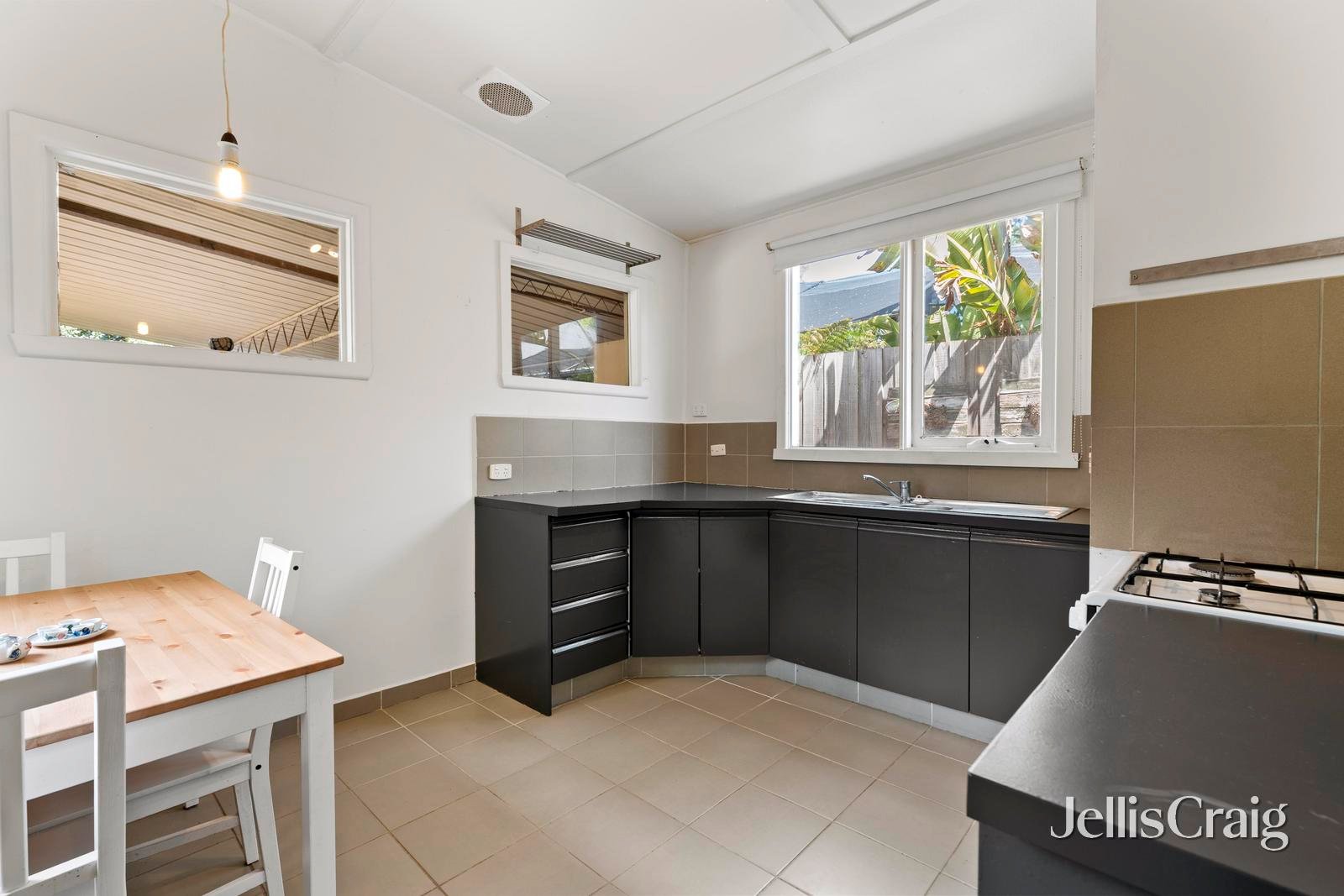 65 Shady Grove, Forest&nbsp;Hill image 9