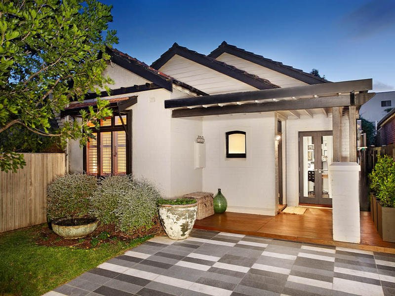 65 Spray Street, Elwood image 1