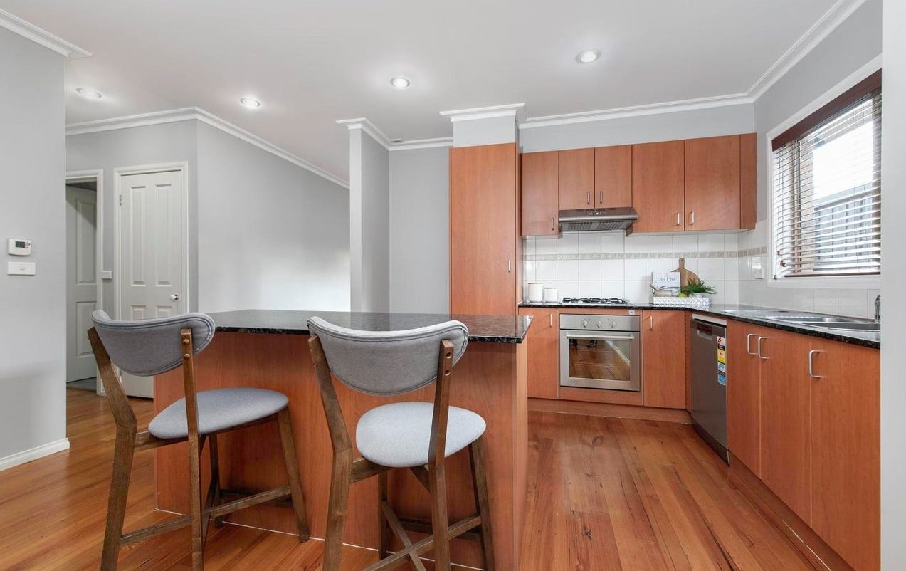 6/5 Sunray Court, Donvale image 4