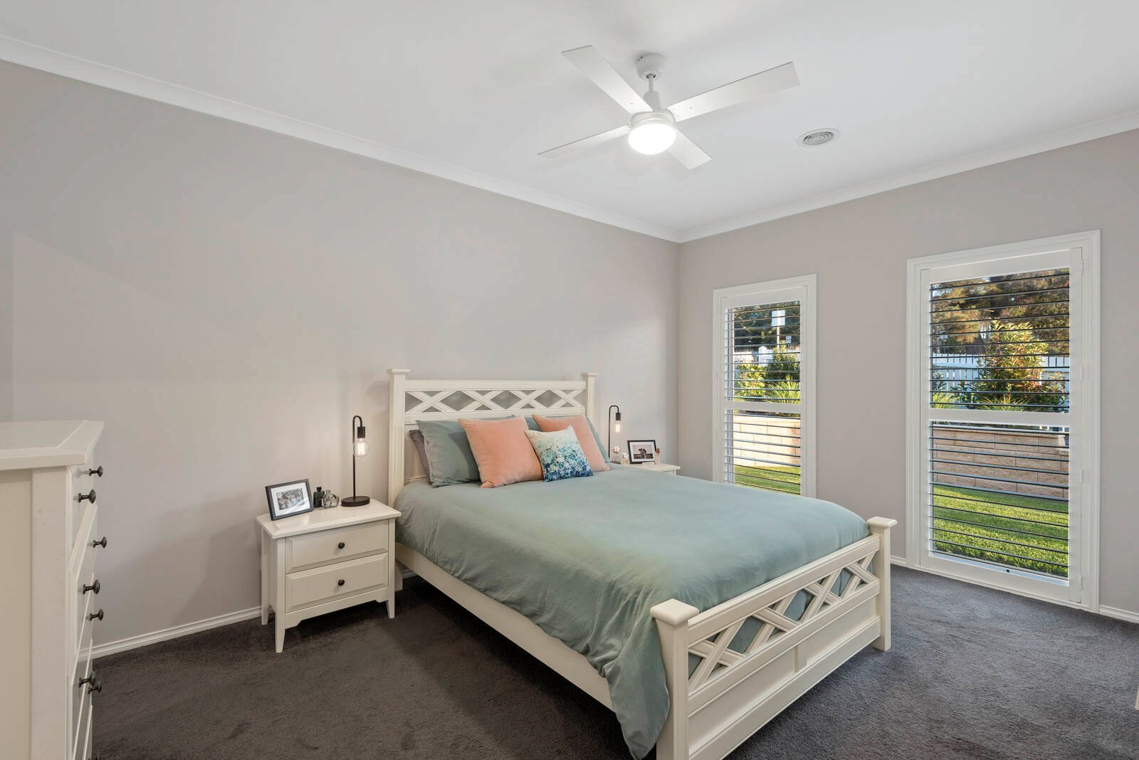 Property Gallery Thumbnail 9