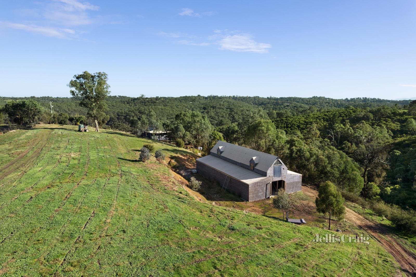 65 Turnung Road, Panton Hill image 1